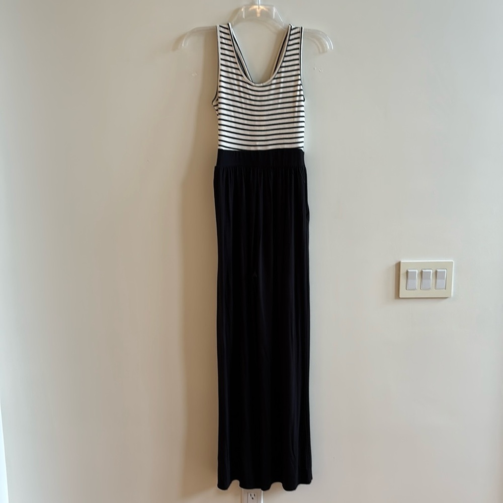 NWT Women's XS Kaileigh Latana Black & White Knit Jumpsuit - Picture 3 of 6